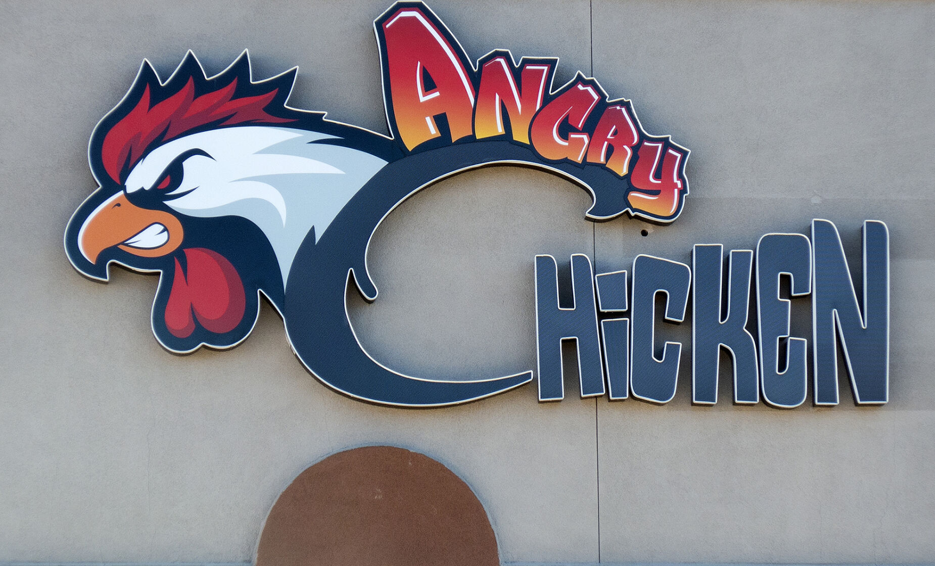 Angry Chicken & Juicy 88 Hot Dog
